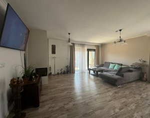 Ház 3 szobák eladó on Valcele