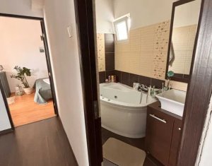 Appartement 4 chambres à vendre dans Cluj-napoca, zone Manastur