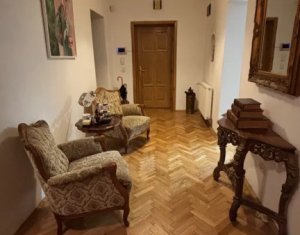 Appartement 4 chambres à vendre dans Cluj-napoca, zone Andrei Muresanu