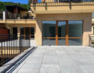 Apartament cu 4 camere 120mp utili, terase 65mp Vivo Polus