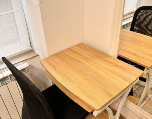 Apartament tip studio etajat, ultracentral, mobilat si utilat !