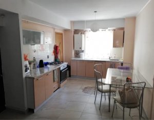 Appartement 3 chambres à louer dans Cluj-napoca, zone Centru