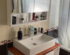 Appartement 3 chambres à vendre dans Floresti