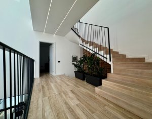 Ház 6 szobák eladó on Cluj-napoca, Zóna Andrei Muresanu