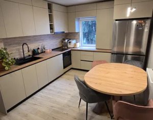 Appartement 3 chambres à vendre dans Cluj-napoca, zone Zorilor