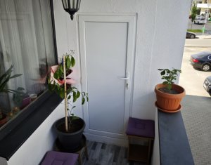 Lakás 2 szobák eladó on Floresti