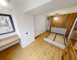 Appartement 4 chambres à vendre dans Cluj-napoca, zone Zorilor
