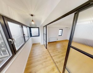 Appartement 4 chambres à vendre dans Cluj-napoca, zone Zorilor