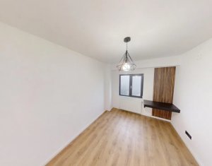 Appartement 4 chambres à vendre dans Cluj-napoca, zone Zorilor