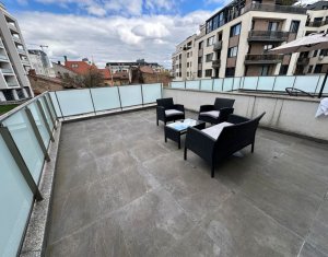 Appartement 3 chambres à louer dans Cluj-napoca, zone Centru