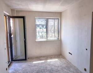 Appartement 3 chambres à vendre dans Floresti