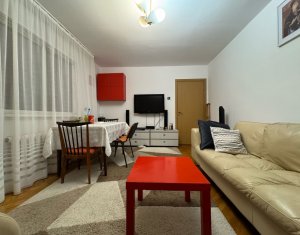 Appartement 4 chambres à vendre dans Cluj-napoca, zone Manastur