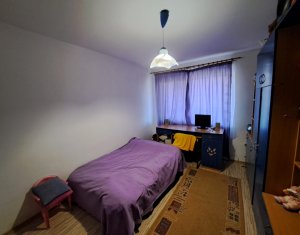 Apartament cu 3 camere, pod, parcare inclusa, Floresti
