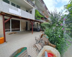 Apartment 2 rooms for sale in Floresti