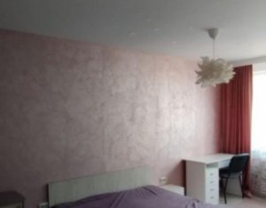 Appartement 3 chambres à louer dans Floresti