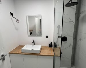 Appartement 3 chambres à louer dans Floresti