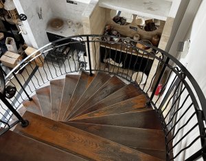 Spatiu mixt 215mp P+E showroom si birouri, str Campina zona Hornbach