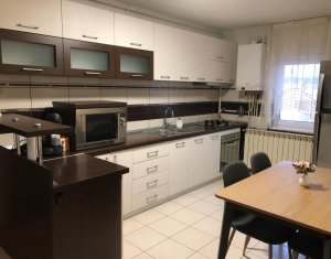 Appartement 2 chambres à louer dans Cluj-napoca, zone Intre Lacuri