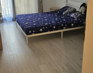 , 54m2 dans Floresti