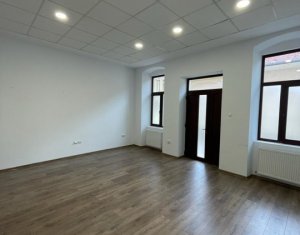 Spatiu de birou, Ultracentral