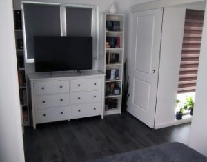 Lakás 3 szobák eladó on Floresti