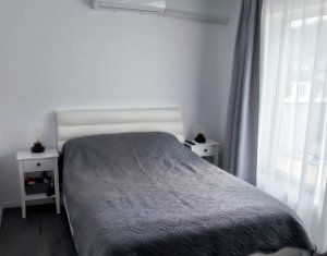 Lakás 3 szobák eladó on Floresti