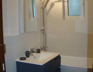 Appartement 3 chambres à louer dans Cluj-napoca, zone Manastur