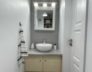 Appartement 3 chambres à vendre dans Cluj-napoca, zone Buna Ziua