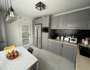 Appartement 3 chambres à vendre dans Cluj-napoca, zone Buna Ziua