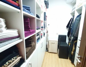 Appartement 4 chambres à vendre dans Floresti