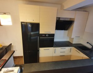 Appartement 4 chambres à vendre dans Floresti