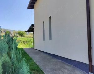 Ház 4 szobák eladó on Chinteni