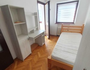 Appartement 4 chambres à vendre dans Cluj-napoca, zone Manastur