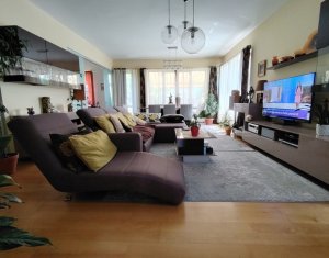 Casa cu teren generos, terasa, parcare si gradina - cartier Iris