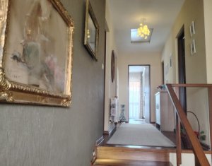 Casa cu teren generos, terasa, parcare si gradina - cartier Iris