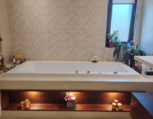 Casa cu teren generos, terasa, parcare si gradina - cartier Iris