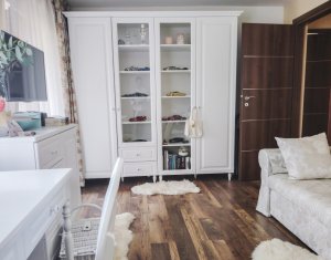 Casa cu teren generos, terasa, parcare si gradina - cartier Iris