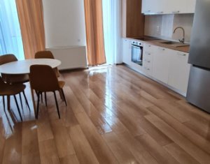 Apartment 3 rooms for rent in Cluj-napoca, zone Centru