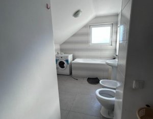 Apartament cu 3 camere, zona Eroilor Floresti