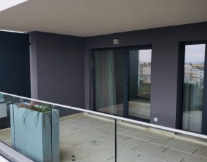 Appartement 3 chambres à louer dans Cluj-napoca, zone Zorilor