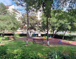 Lakás 3 szobák kiadó on Cluj-napoca, Zóna Zorilor