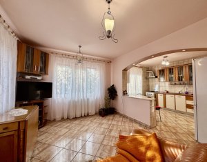 Maison 7 chambres à vendre dans Floresti