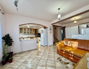 Maison 7 chambres à vendre dans Floresti