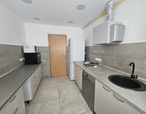 Lakás 5 szobák kiadó on Cluj-napoca, Zóna Zorilor