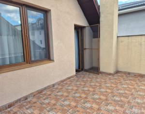 Casa de inchiriat, cartier Zorilor, zona UMF 5 camere, 2 bai, 3 balcone, curte