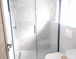 Maison 5 chambres à louer dans Floresti