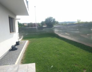 Maison 5 chambres à louer dans Floresti