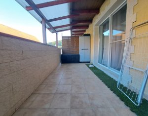 Lakás 2 szobák eladó on Floresti