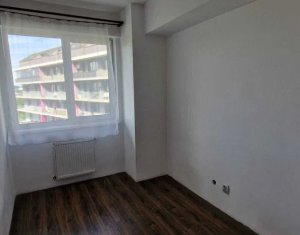 Appartement 3 chambres à louer dans Cluj-napoca, zone Marasti