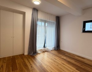 Maison 4 chambres à louer dans Cluj-napoca, zone Dambul Rotund